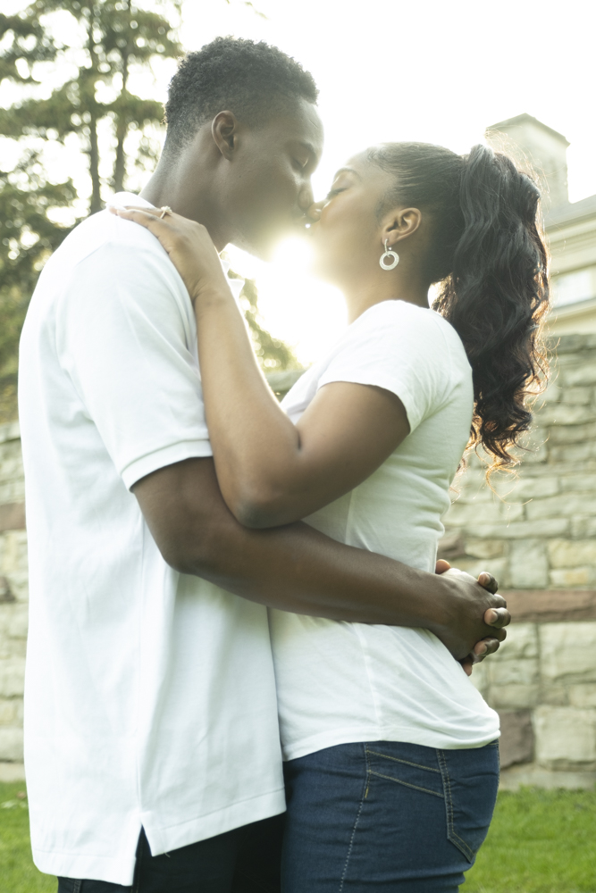 Historic mansion engagement session in Ontario. A kiss. 